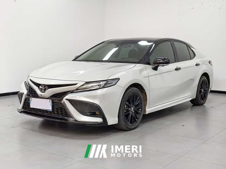 Toyota Camry 2.0S Knight Edition