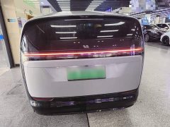 Li Auto Li Xiang MEGA Ultra - ფოტო 5
