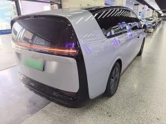 Li Auto Li Xiang MEGA Ultra - ფოტო 6