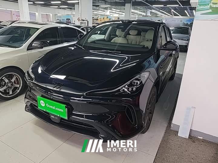 IM Motors Zhiji LS6 Max Ultra High Performance Edition