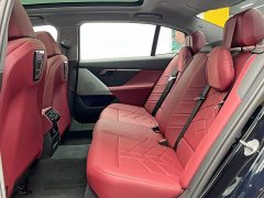 BMW i5 eDrive 35L M Sport Package - ფოტო 14