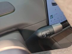 Li Auto i8 Standard Edition - photo 13