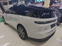 Li Auto i8 Standard Edition - photo 4