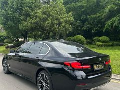 BMW 5 Series 530Li Premier M Sport Package - ფოტო 4