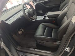 Tesla Model Y Performance All-Wheel Drive - ფოტო 14