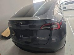 Tesla Model Y Performance All-Wheel Drive - ფოტო 5