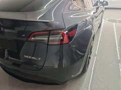 Tesla Model Y Performance All-Wheel Drive - ფოტო 7