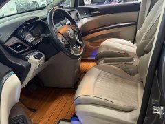 Buick GL8 Land Executive Cabin 652T Smart Luxury - фото 3