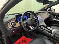Mercedes-Benz EQE 350 Luxury - photo 12