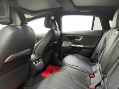 Mercedes-Benz EQE 350 Luxury - photo 16