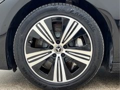Mercedes-Benz EQE 350 Luxury - photo 9