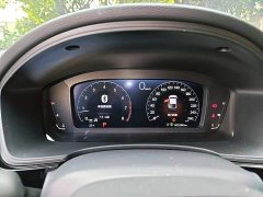 Honda Civic Hatchback 240 Turbo CVT Sharp Edition - ფოტო 11