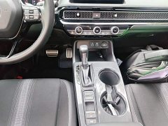 Honda Civic Hatchback 240 Turbo CVT Sharp Edition - ფოტო 13