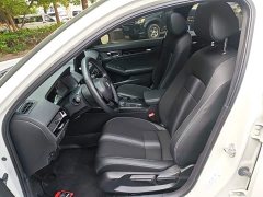 Honda Civic Hatchback 240 Turbo CVT Sharp Edition - ფოტო 14