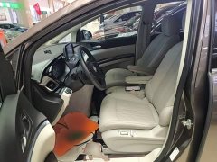 Buick GL8 Land Business Class Comfort Edition - ფოტო 14