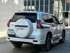 Toyota Land Cruiser (Imported) VX-R Middle East Version - ფოტო 8