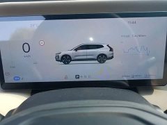 Volvo XC70 Plug-in Hybrid AWD Extended Range Plus - photo 11