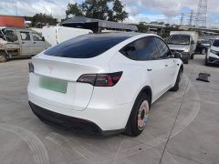 Tesla Model Y Facelift Rear-Wheel Drive - фото 6