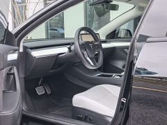 Tesla Model 3 Rear-Wheel Drive - photo 10