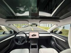 Tesla Model 3 Rear-Wheel Drive - photo 14