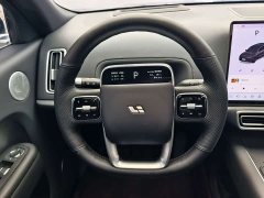 Li Auto L9 Pro - ფოტო 8
