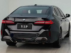 BMW 5 Series 530Li Premier M Sport Package - photo 12