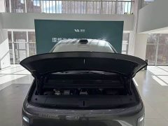 Li Auto Li Xiang MEGA Ultra - ფოტო 3