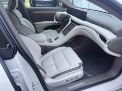 IM Motors Zhiji L6 Max - photo 15