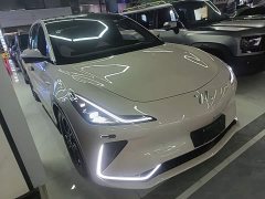 IM Motors Zhiji LS7 90kWh Elite RWD - photo 3