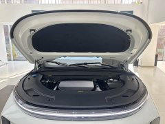 Li Auto L7 MAX - ფოტო 2