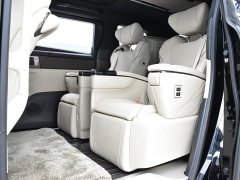 Toyota Alphard Hybrid 2.5L Premium Edition - ფოტო 18