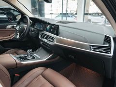 BMW X7 xDrive40i Premier Luxury Package - фото 18