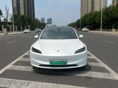 Tesla Model 3 Rear-Wheel Drive - фото 2