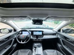FAW Red Flag HS5 2.0T Flagship Enjoy 500,000 Units Anniversary Edition - photo 8