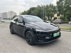 Tesla Model Y Rear-Wheel Drive - photo 3