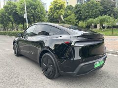 Tesla Model Y Rear-Wheel Drive - photo 4