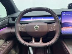NIO ES8 Six-Seat Executive Signature Edition - фото 8