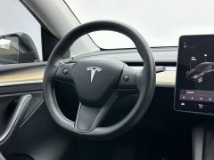 Tesla Model Y Standard Range RWD - ფოტო 19