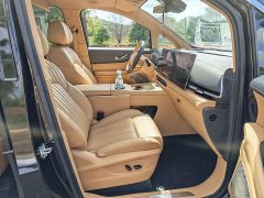Voyah Lantu Dreamchaser PHEV AWD Flagship Kunpeng Edition - фото 17
