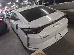 Dongfeng Yixuan 230T Automatic Chasing Wind Edition - ფოტო 4