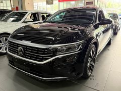 Volkswagen Passat 380TSI Premier - ფოტო 1