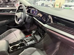 Volkswagen Passat 380TSI Premier - ფოტო 12