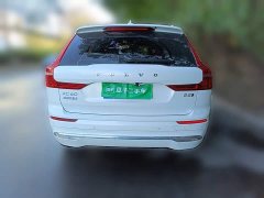 Volvo XC60 B5 AWD Smart Luxury Edition - ფოტო 5