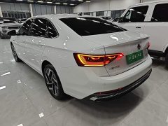 Volkswagen Sagitar 300TSI DSG Feiyue Edition - ფოტო 4