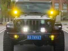 Jeep Wrangler 2.0T Automatic - фото 2