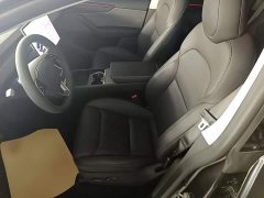 Tesla Model Y Rear-Wheel Drive - ფოტო 14
