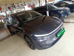 Tesla Model Y Rear-Wheel Drive - ფოტო 3