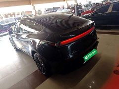 Tesla Model Y Rear-Wheel Drive - ფოტო 4