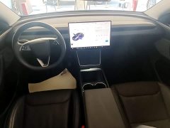 Tesla Model Y Rear-Wheel Drive - ფოტო 9