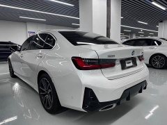 BMW 3 Series 325Li M Sport Package - ფოტო 16
